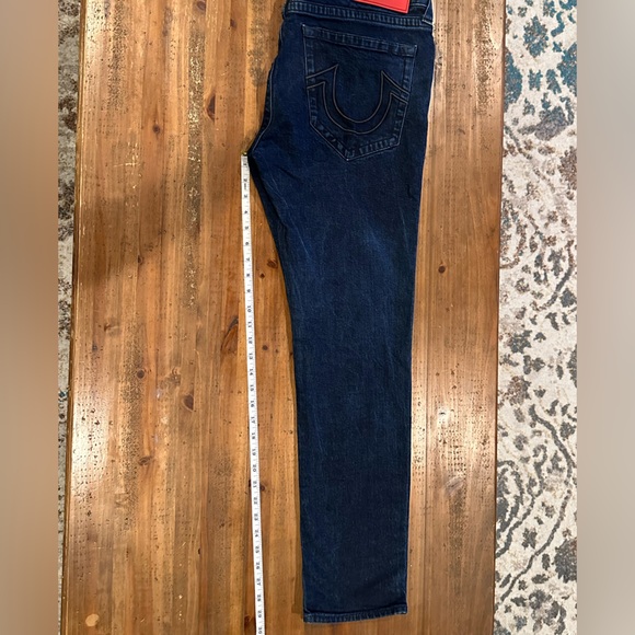 True Religion Men’s Rocco Manchester United. Dark Blue denim with red tags. - Picture 3 of 10